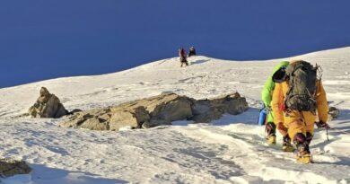 Драма в Хималаите: спасителни акции, рисковани решения и напрежение на Анапурна и Дхаулгири