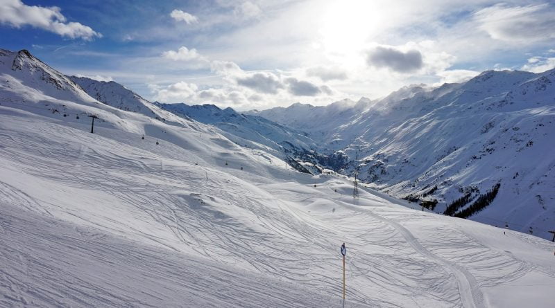 Ски писта в австрийските Алпи