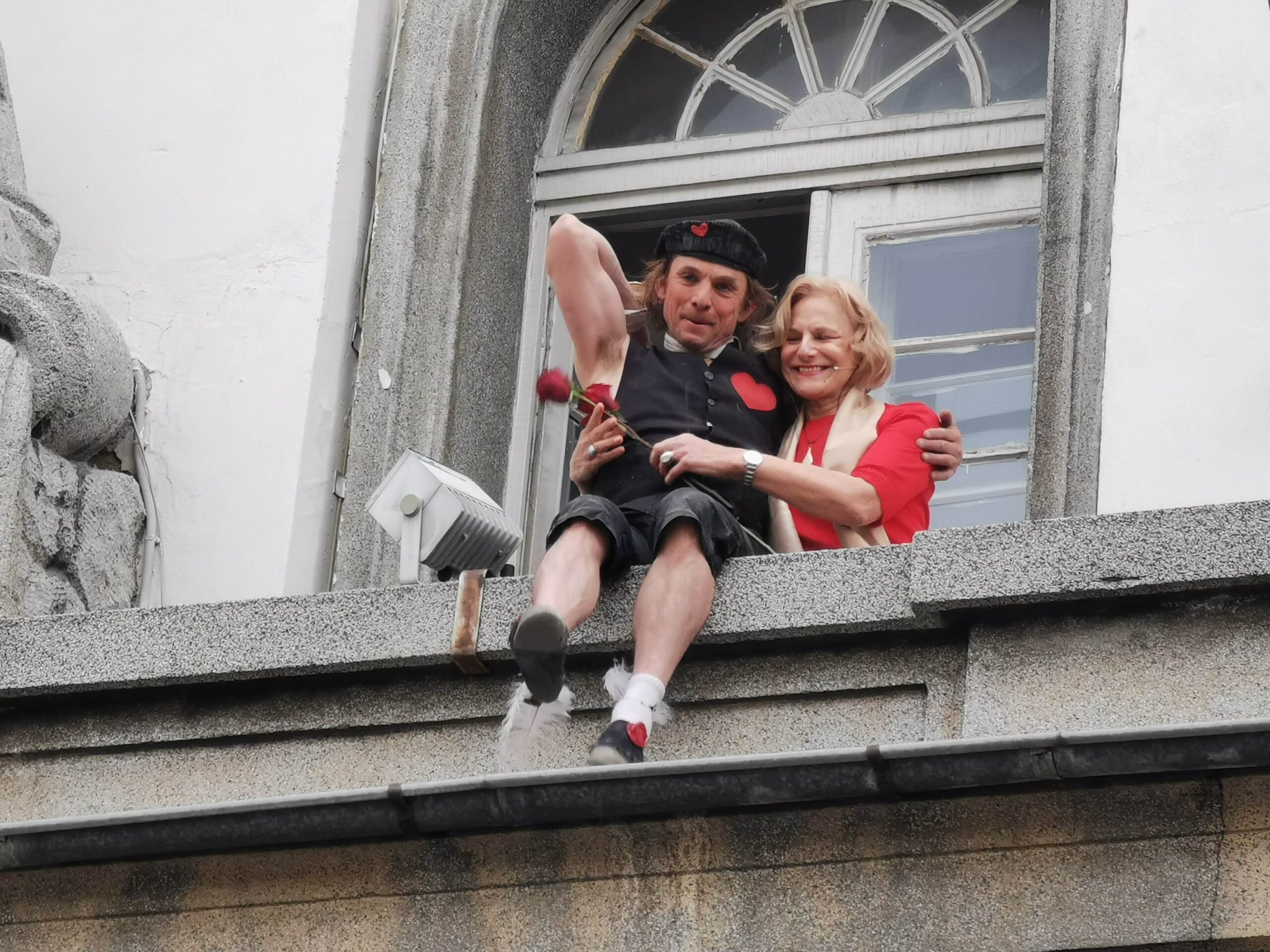 Антоан Льо Менестрел - със спектакъл на живо по фасадите на Славейков, 2023. Снимка: Дни на предизвикателствата