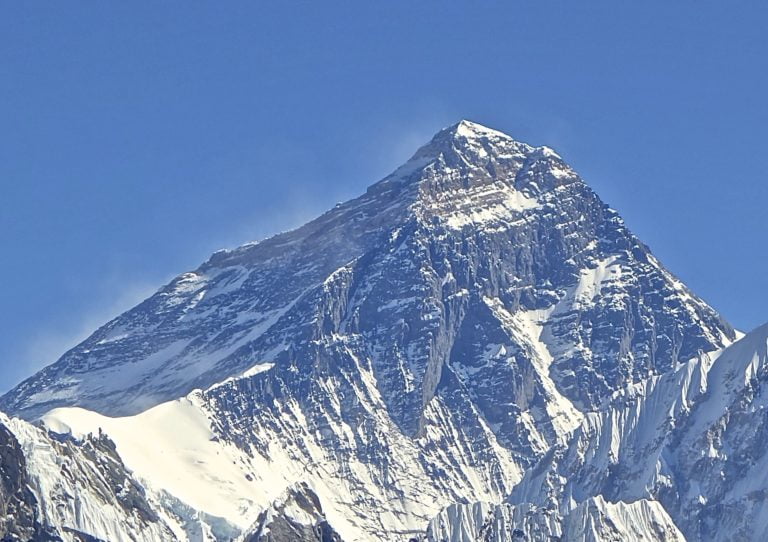 връх-еверест-хималаи