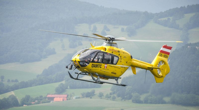 спасителен хеликоптер австрия