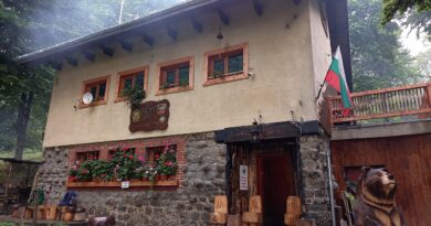 БТС търси хижари за хижа „Камен дел“