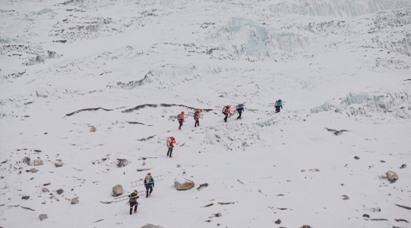 ледопада кхумбу и icefall doctors