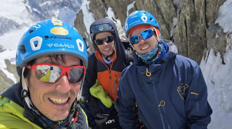 Италианци с нов маршрут в масива на Монблан