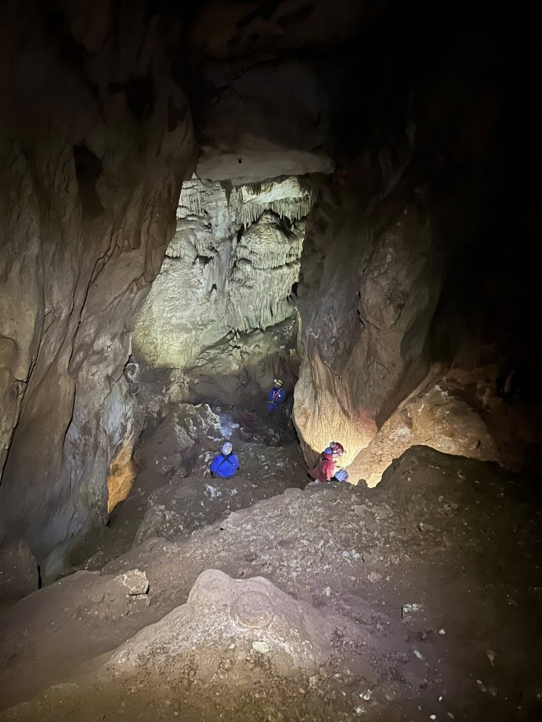 пещера Приказна край Котел