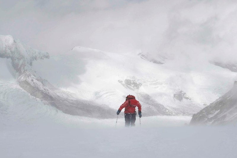 valery-rozov-cho-oyo