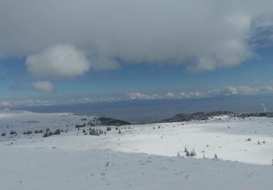 Облачно и с превалявания ще бъде времето през уикенда